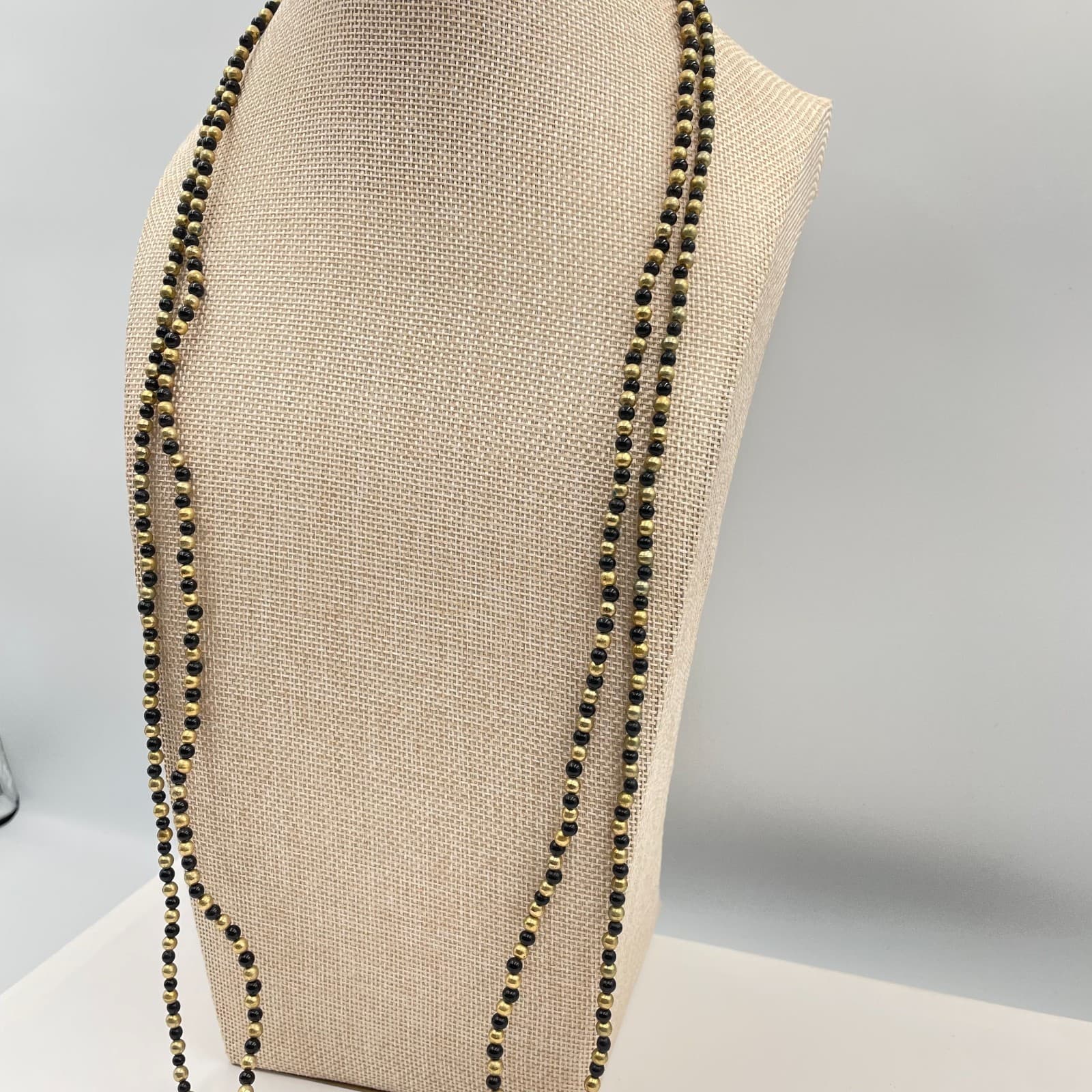 Vintage Style Long Black Gold Beaded Necklace Endless Strand Costume Jewelry - Thumbnail 3