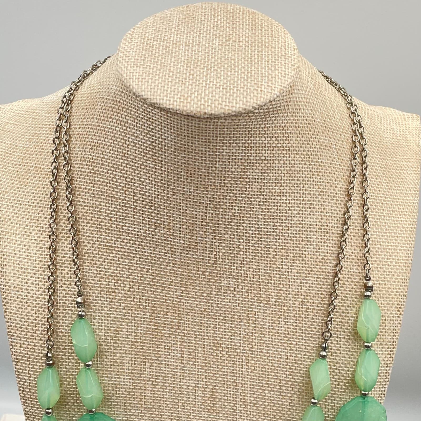 Vintage Green Beaded Double Strand Necklace Silver Tone Layered Chunky Statement - Thumbnail 3