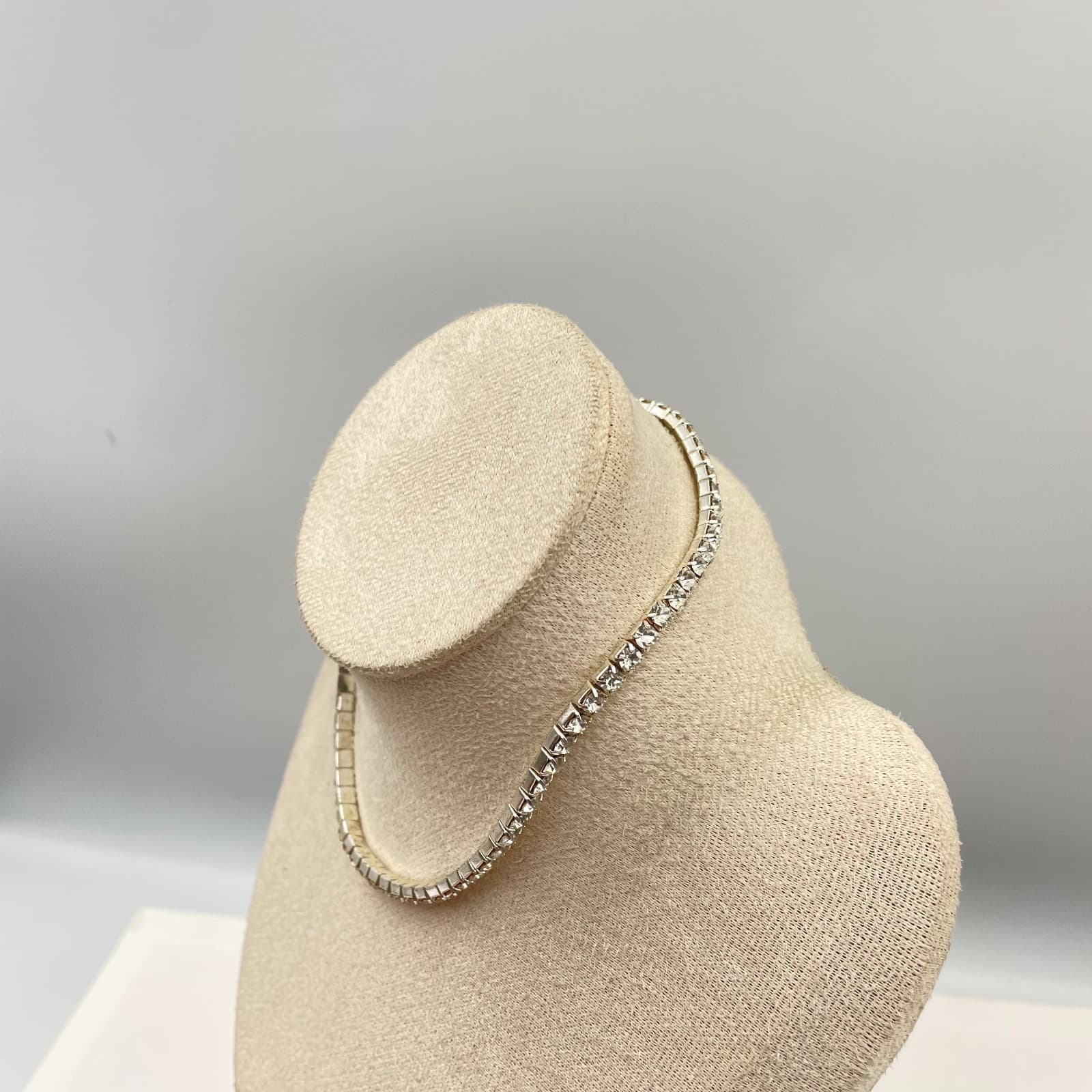Vintage Claire's Bridal Tennis Choker Necklace Silver Tone Rhinestone Adjustable - Thumbnail 6