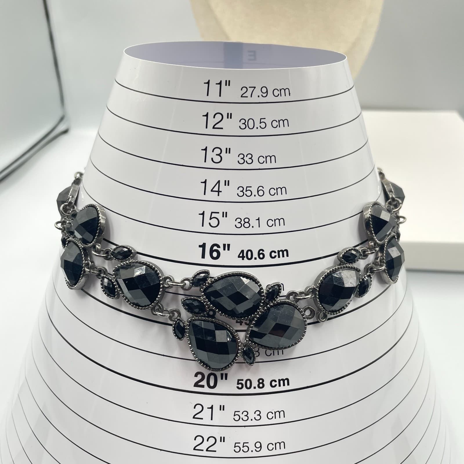 Vintage Statement Necklace Gunmetal Tone Black Faceted Teardrop Bib Cluster - Thumbnail 7