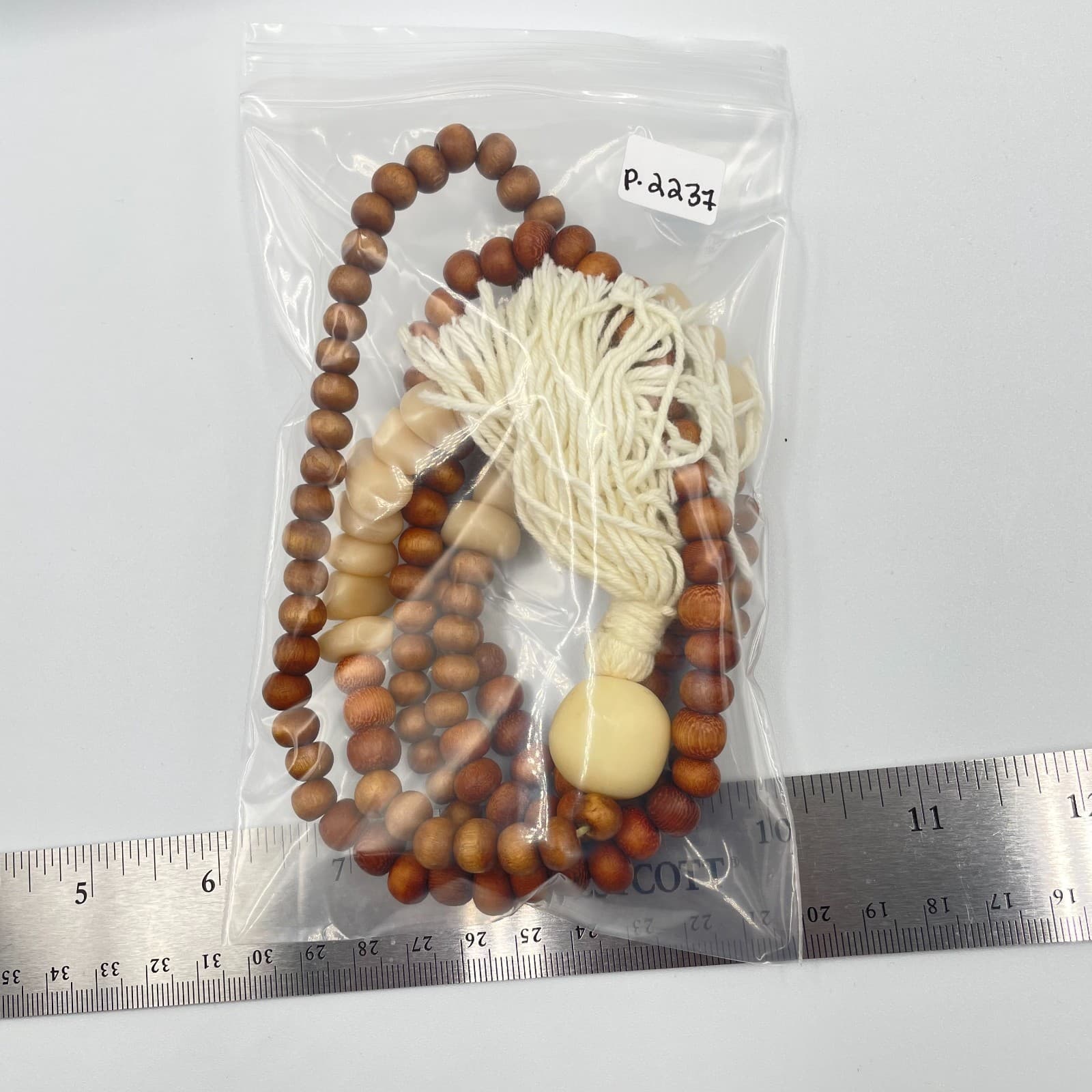 VTG Wood Bead Necklace Boho Cream Chunky Resin Statement Tassel Waxed Cord 32" - Thumbnail 6