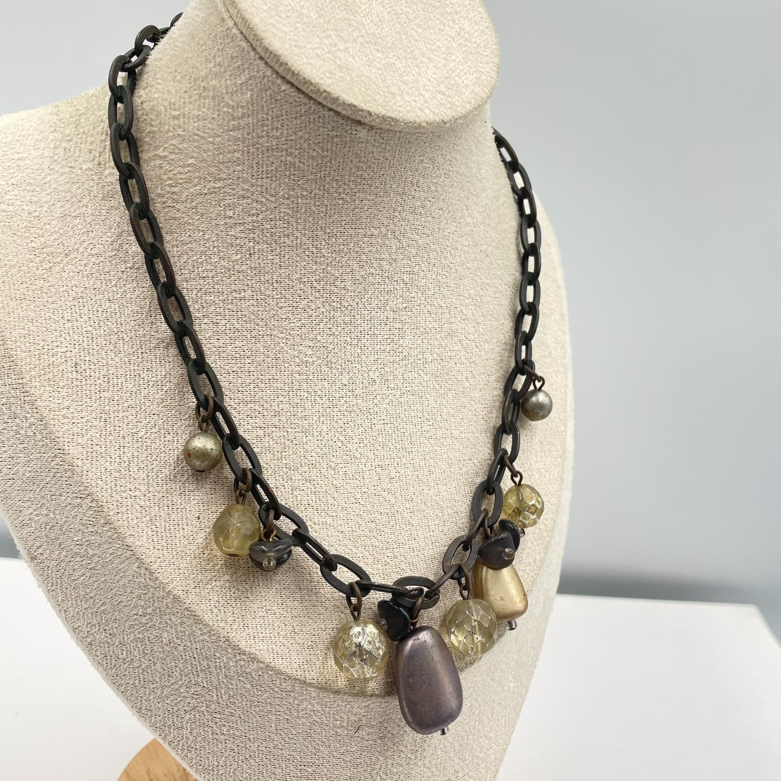 Vintage Mixed Media Charm Necklace Bronze Tone Chain Faceted Glass Resin Chunky - Thumbnail 4