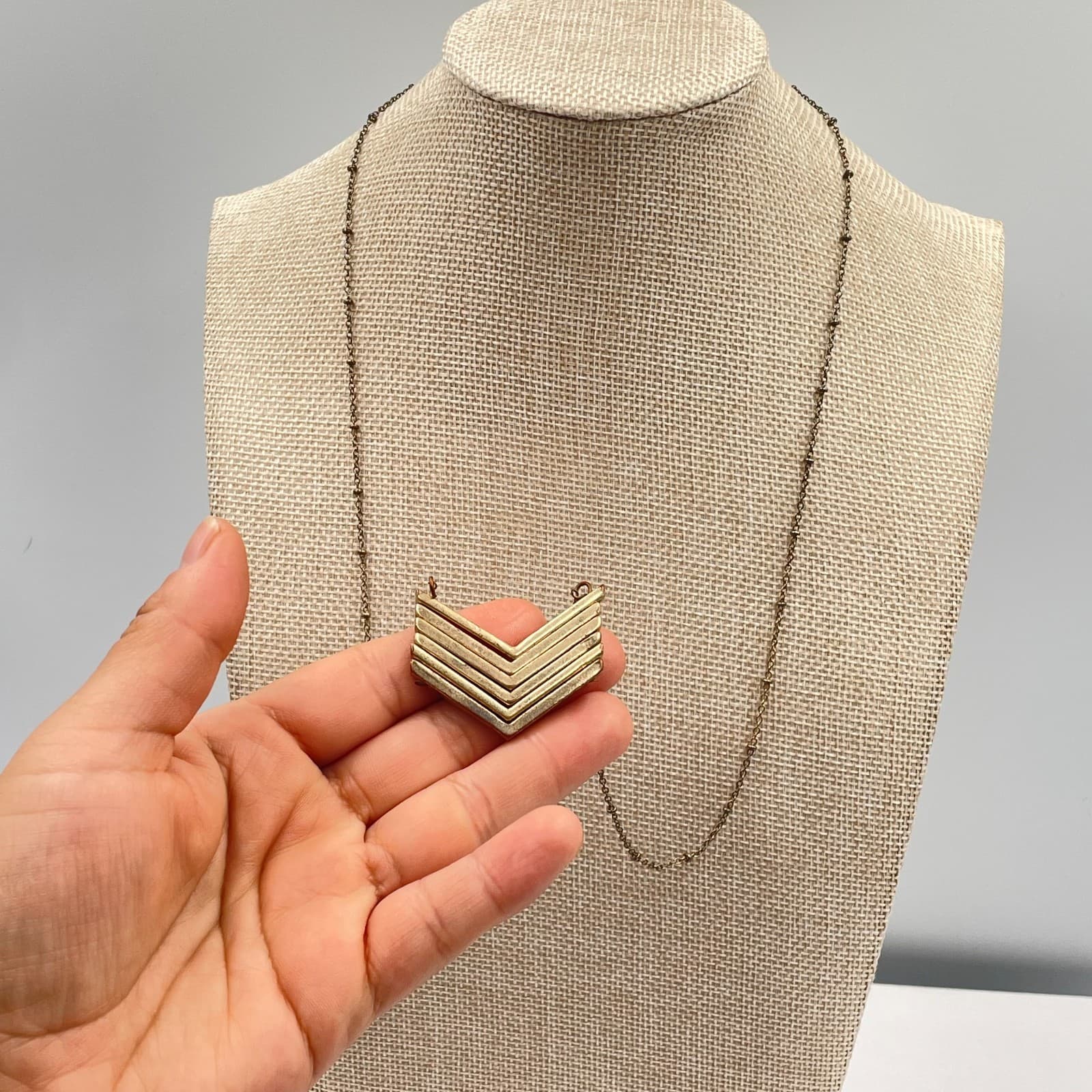 Vintage Gold Tone Chevron Statement Necklace Art Deco Geometric Satellite Chain - Thumbnail 5