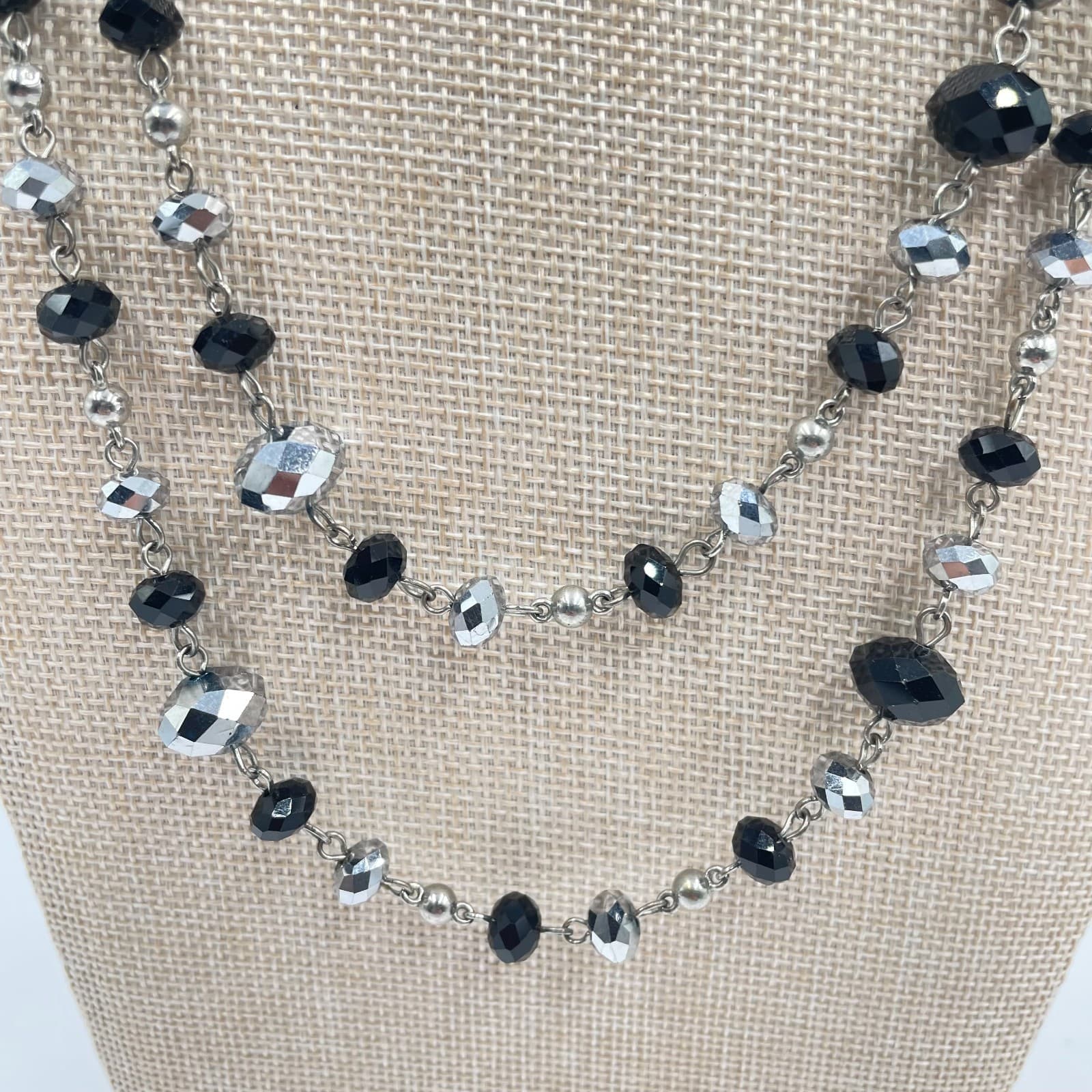 VTG Silver Tone Double Strand Necklace Black & Metallic Hematite Faceted Beaded - Thumbnail 3
