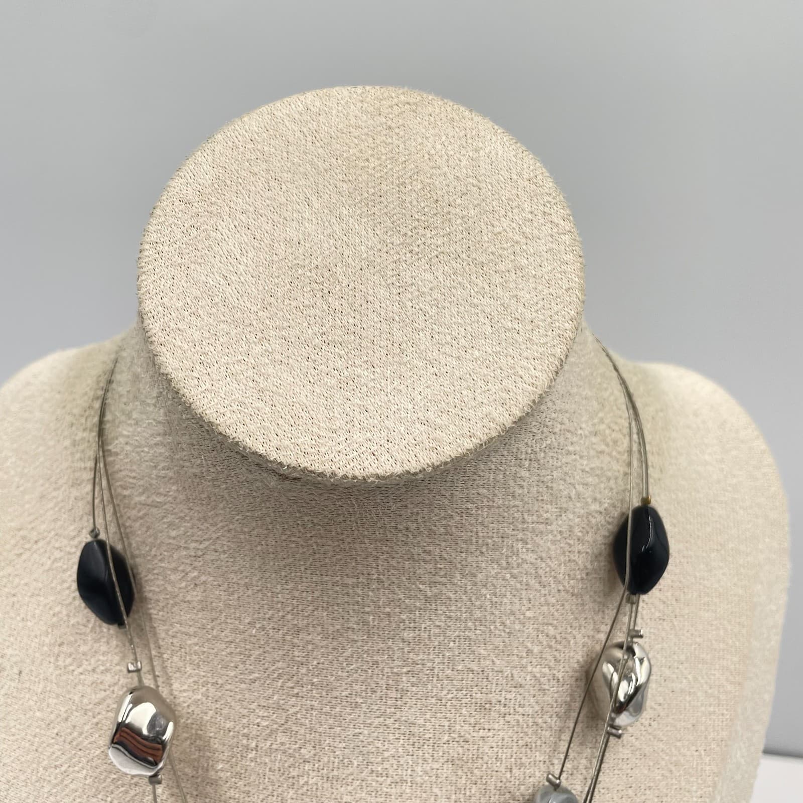 VTG New York & Co Multi-Strand Statement Necklace Silver Tone Enamel Pendant 19" - Thumbnail 2
