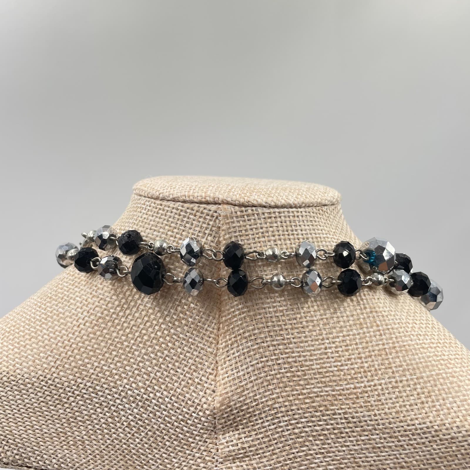 VTG Silver Tone Double Strand Necklace Black & Metallic Hematite Faceted Beaded - Thumbnail 5