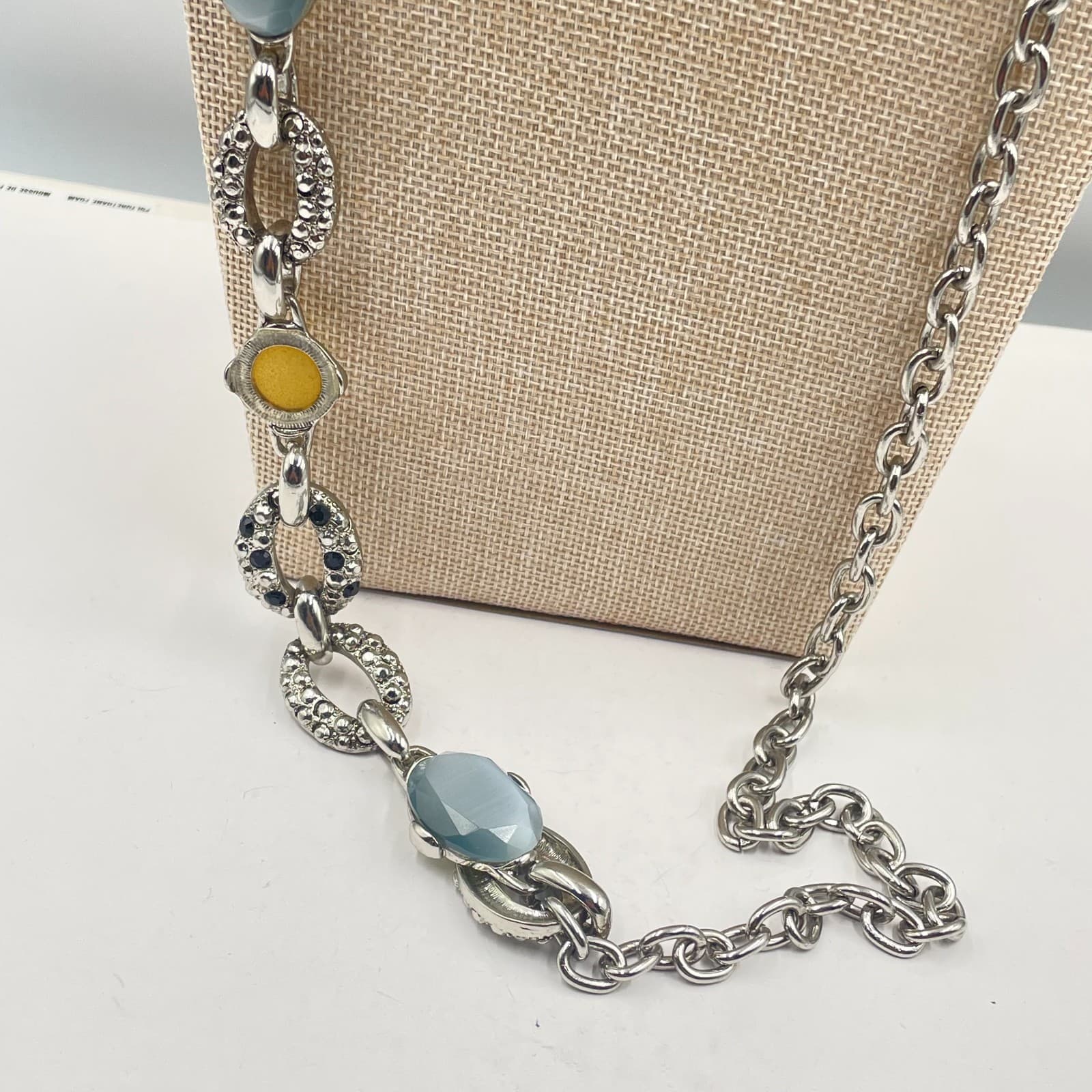 Vintage Silver Tone Station Necklace Blue Grey Cat Eye Stone Textured Links - Thumbnail 4