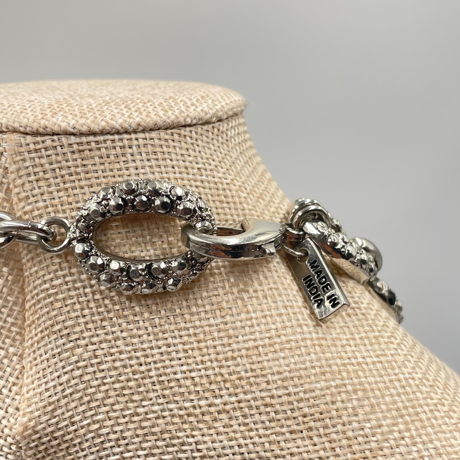 Vintage Silver Tone Station Necklace Blue Grey Cat Eye Stone Textured Links - Thumbnail 6