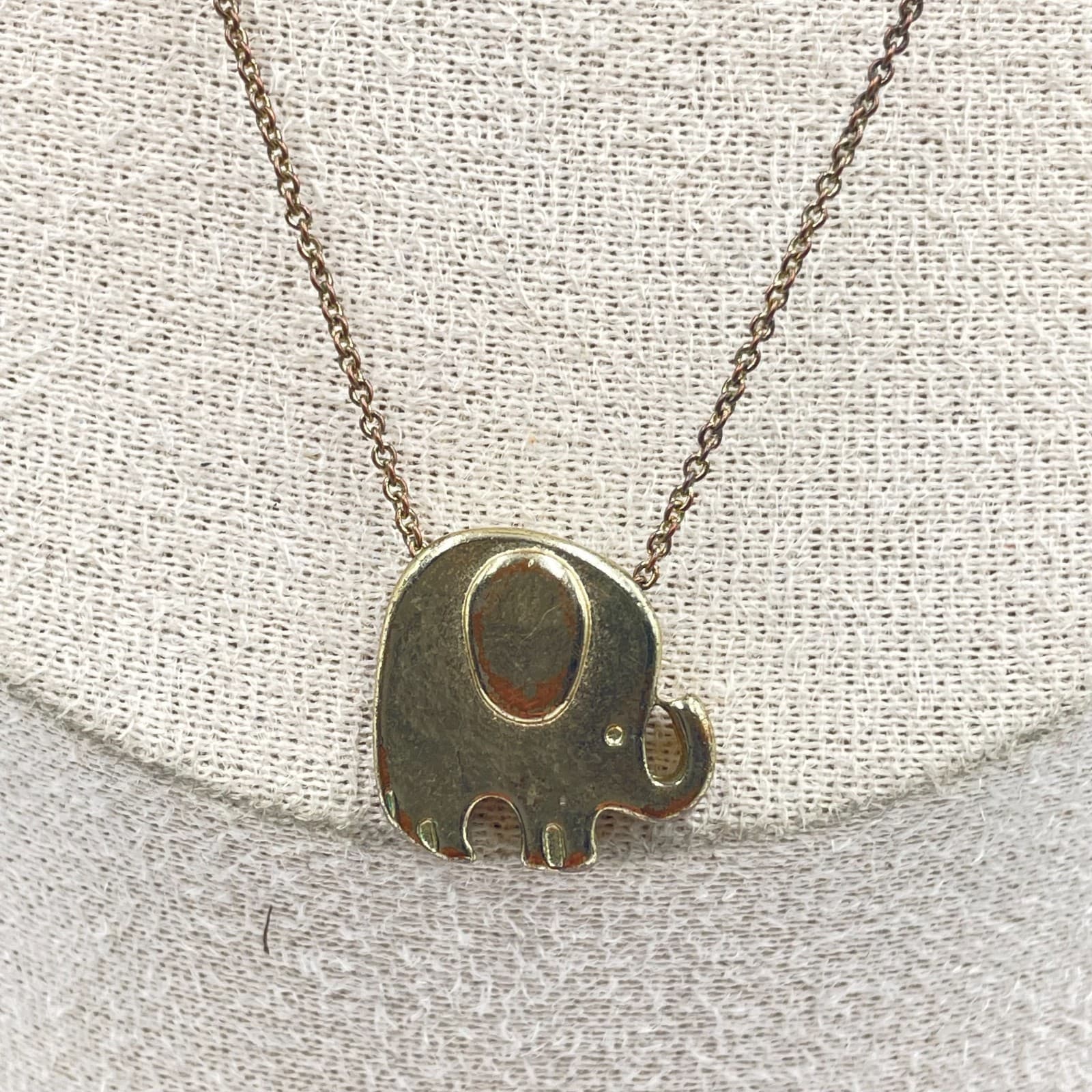 Vintage Elephant Pendant Necklace Gold Tone Minimalist Animal Charm Dainty Chain - Thumbnail 3