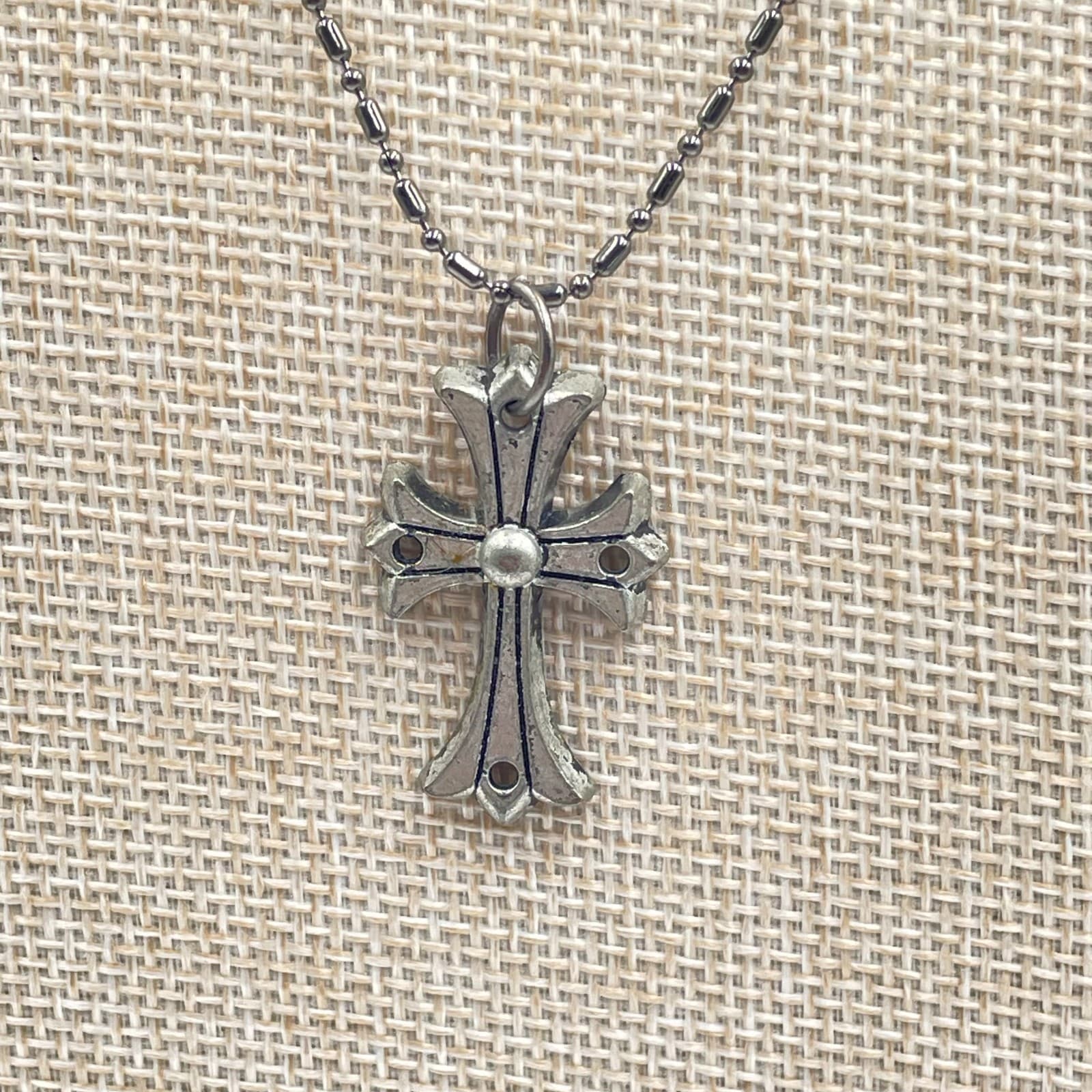 Vintage Gothic Cross Necklace Silver Tone Grunge Punk Y2K Ball Chain Pendant 18” - Thumbnail 3