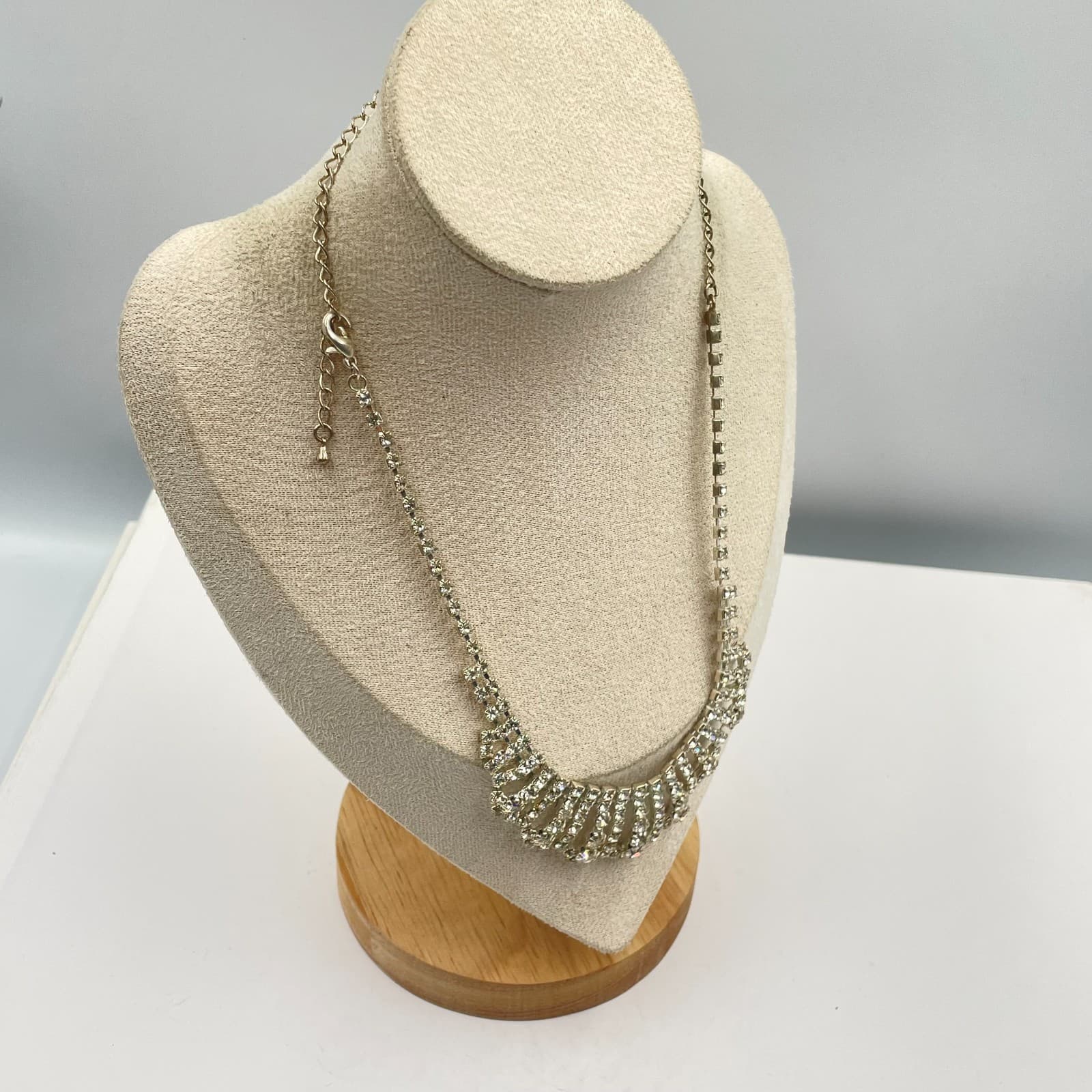 Vintage Silver Tone Rhinestone Fringe Bib Necklace V-Shape Statement Choker 16" - Thumbnail 6