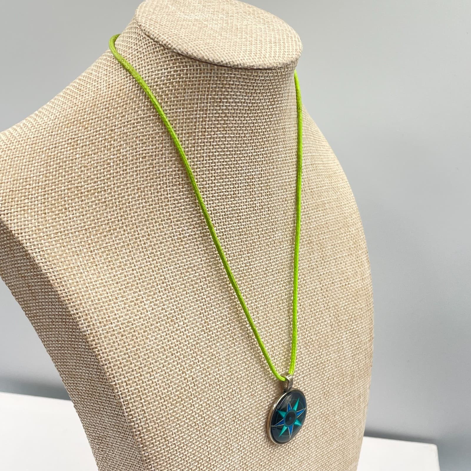 Vintage Compass Rose Pendant Necklace Neon Green Cord Nautical Star Blue Mandala - Thumbnail 6