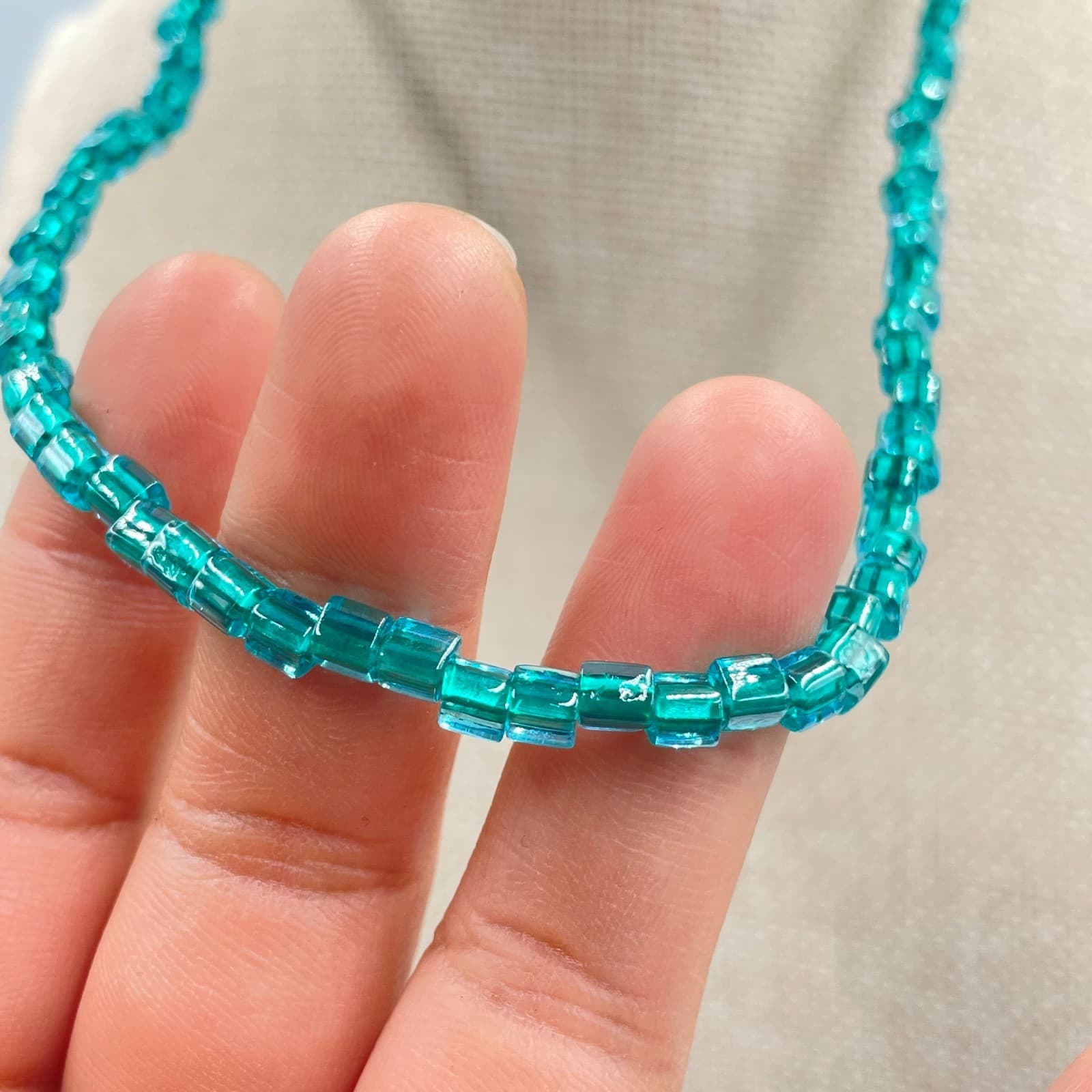 Vintage Art Deco Teal Blue Green Square Glass Bead Necklace 20" Boho Brass Clasp - Thumbnail 4
