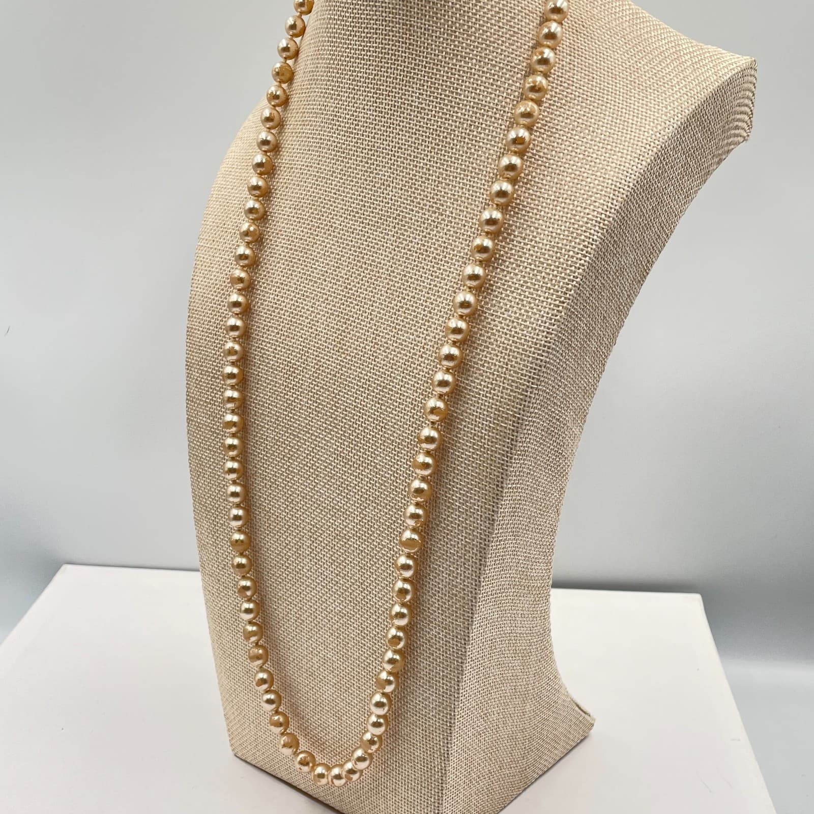 Vintage Champagne Glass Pearl Necklace 30” Opera Length Gold Tone Filigree Clasp - Thumbnail 5