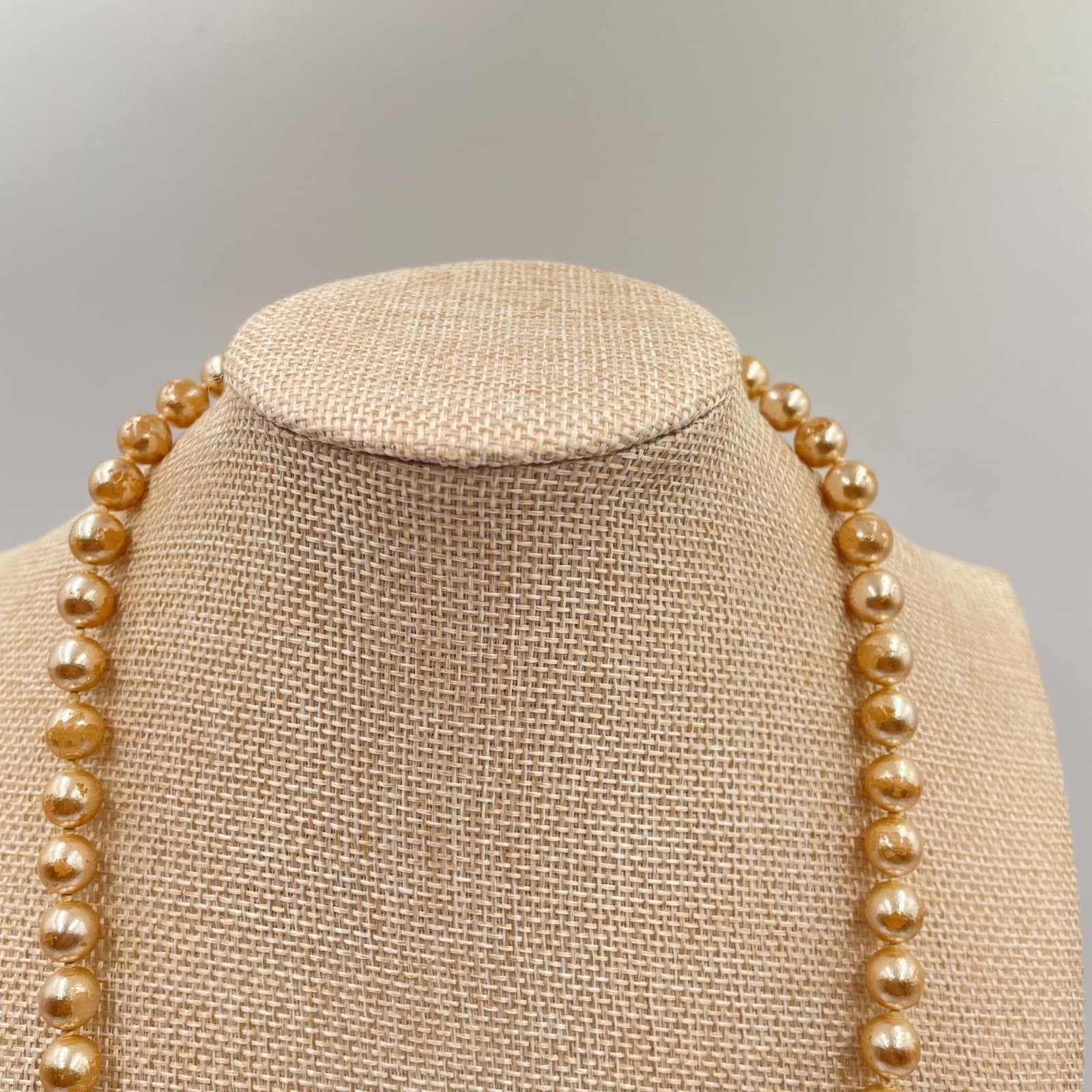 Vintage Champagne Glass Pearl Necklace 30” Opera Length Gold Tone Filigree Clasp - Thumbnail 2