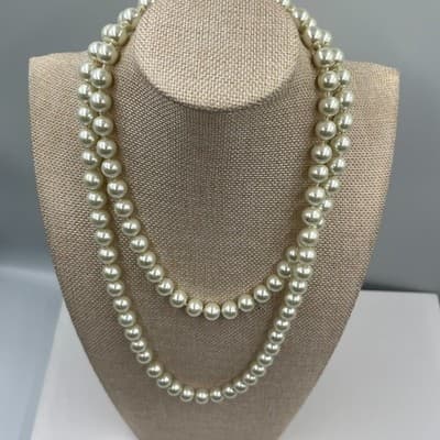 Vintage Double Strand Pearl Necklace Faux Glass White Cream Knotted Art Deco 16" - Thumbnail 2