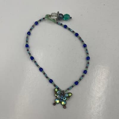 Vintage Set of 3 Beaded Bracelets Butterfly Cupcake Charm Iridescent Blue Purple - Thumbnail 2