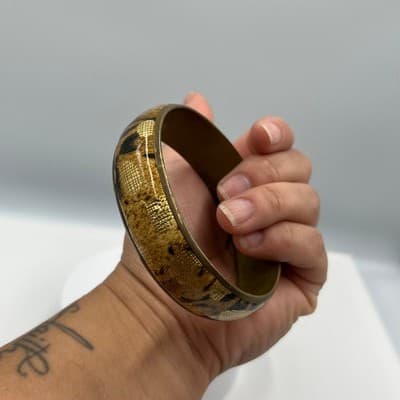 Vintage Gold Tone Leopard Print Bangle Bracelet Wide Resin Statement Classic - Thumbnail 4