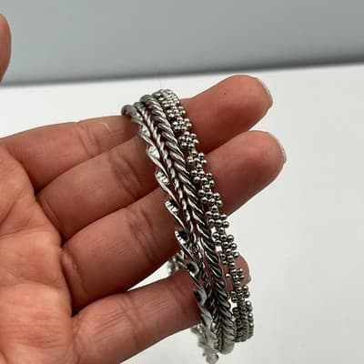 Vintage Silver Tone Bangle Bracelet Set Mixed Texture Twisted Beaded Stackable 4 - Thumbnail 5