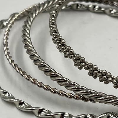 Vintage Silver Tone Bangle Bracelet Set Mixed Texture Twisted Beaded Stackable 4 - Thumbnail 2