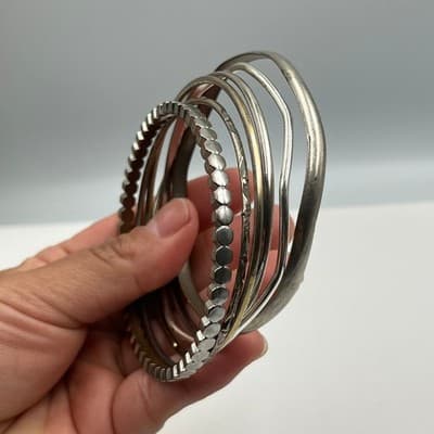 6 Vintage Metallic Bangle Bracelets Set Gold Silver Tone Diamond Cut Boho Stack - Thumbnail 8