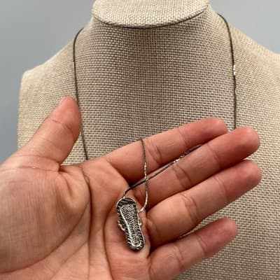 VTG Silver Tone Pink Enamel Flip Flop Sandal Pendant Necklace Rhinestone Beach - Thumbnail 5