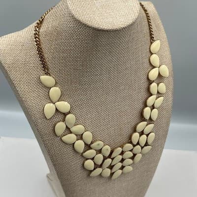 Vintage Chunky Amber Resin Heart Statement Necklace Silver Tone Geometric Boho - Thumbnail 5