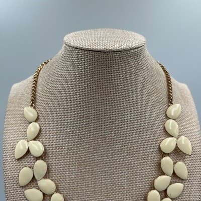 Vintage Chunky Amber Resin Heart Statement Necklace Silver Tone Geometric Boho - Thumbnail 2