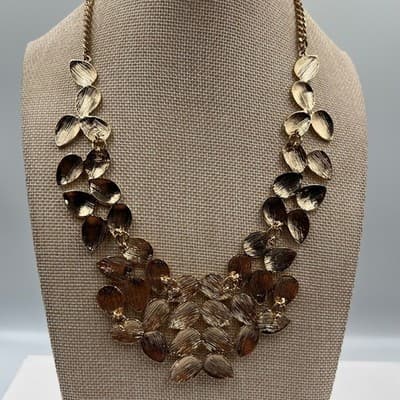 Vintage Chunky Amber Resin Heart Statement Necklace Silver Tone Geometric Boho - Thumbnail 6