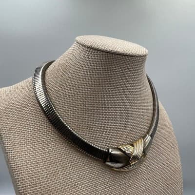 Vintage Two Tone Omega Choker Necklace Gold Silver Mixed Metal Ribbed Knot 16" - Thumbnail 4