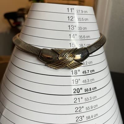 Vintage Two Tone Omega Choker Necklace Gold Silver Mixed Metal Ribbed Knot 16" - Thumbnail 8