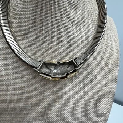 Vintage Two Tone Omega Choker Necklace Gold Silver Mixed Metal Ribbed Knot 16" - Thumbnail 6