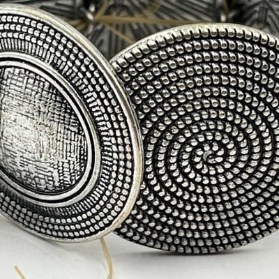 Vintage Antiqued Silver Tone Boho Disk Stretch Bracelet, Tribal Geometric Spiral - Thumbnail 3