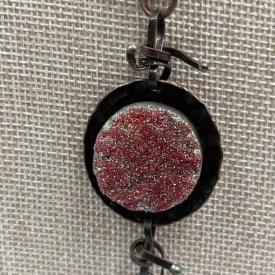 VTG Artisan Copper Tone Druzy Pendant Necklace Rhinestone Heart Leaf Mixed Media - Thumbnail 3