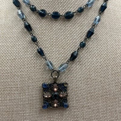 Vintage Double-Strand Blue Bead Necklace Square Jeweled Pendant Floral Art Deco - Thumbnail 3