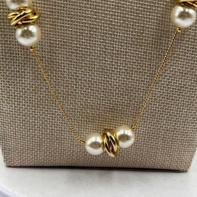 Vintage Long Gold Tone Station Necklace Cream Faux Pearl Clusters Chunky Spiral - Thumbnail 4