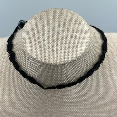 Vintage Black Floral Lace Choker Necklace Goth Victorian Boho Retro Statement - Thumbnail 2