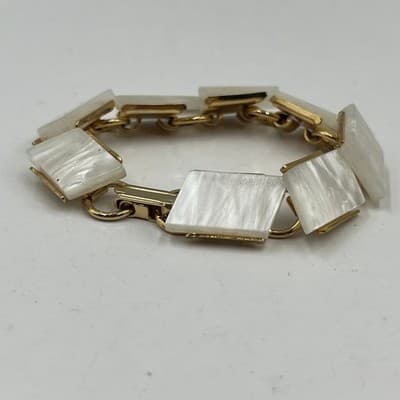 Vintage Gold Tone Panel Bracelet with White Faux Moana Marble Resin, 6.5 Inch - Thumbnail 3