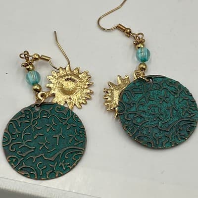 Vintage Boho Verdigris Patina Sunflower Drop Earring – Teal & Gold Floral Dangle - Thumbnail 4