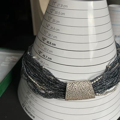 Coldwater Creek Multi-Strand Seed Bead Necklace Silver Tone Hammer Slide Accent - Thumbnail 9