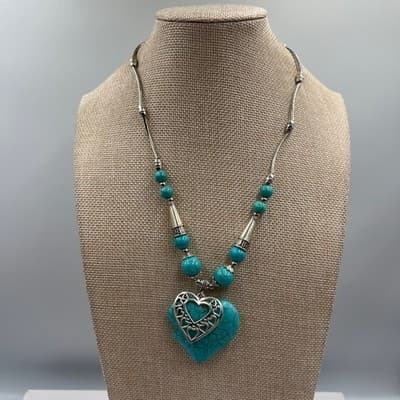 VTG Boho Turquoise Howlite Heart Pendant Necklace Silver Tone Beaded Statement - Thumbnail 2