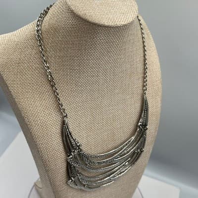VTG Silver Tone Multi Strand Crescent Bib Necklace Etched Tribal Statement Piece - Thumbnail 5