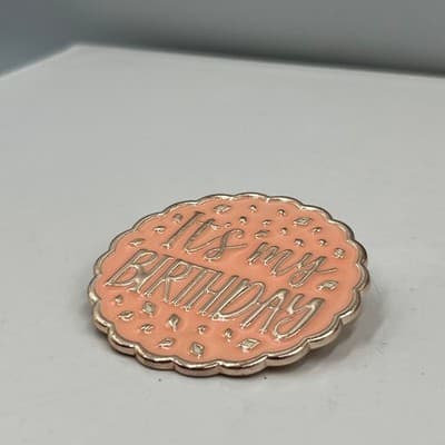 VTG It's My Birthday Enamel Pin Rose Gold Tone Peach Pink Scalloped Edge Brooch - Thumbnail 3