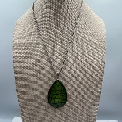 Vintage Green Mosaic Teardrop Pendant Necklace Silver Tone Rope Chain Boho Art - Thumbnail 4