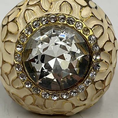 Vintage Cream Enamel Floral Cocktail Ring with Large Sparkling Crystal Center - Thumbnail 2