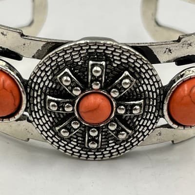 VTG Western Southwestern Silver Tone Cuff Bracelet Faux Coral Orange Sunburst - Thumbnail 2