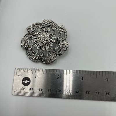 VTG Set of 4 Vintage Silver Tone Rhinestone Brooches Floral Star Burst Jewelry - Thumbnail 12