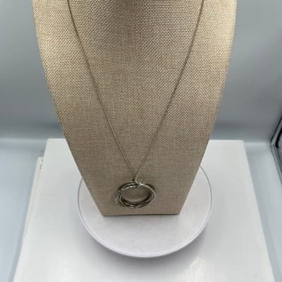 Vintage Silver Tone Interlocking Circles Pendant Necklace Clear Crystal Accents - Thumbnail 4