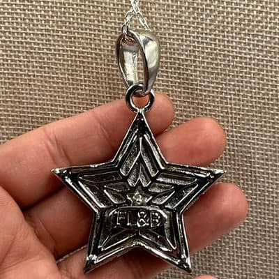Vintage FL&B Silver Tone Pave Crystal Star Pendant Necklace Celestial Statement - Thumbnail 5