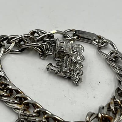 VTG Silver Tone Travel Charm Bracelet Steam Train Castle Trolley Travel Themed - Thumbnail 2